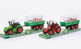TRAKTOR Z PRZYCZEPĄ I ZWIERZĘTAMI